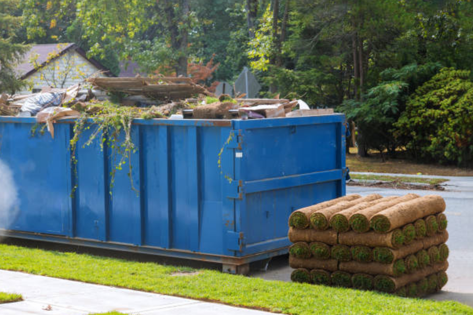 Junk Removal 12 Yard Container In Aloha
