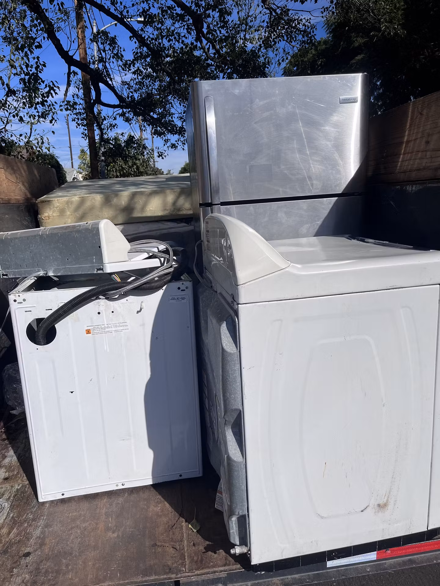 Refrigerator Removal Service In Aloha, OR