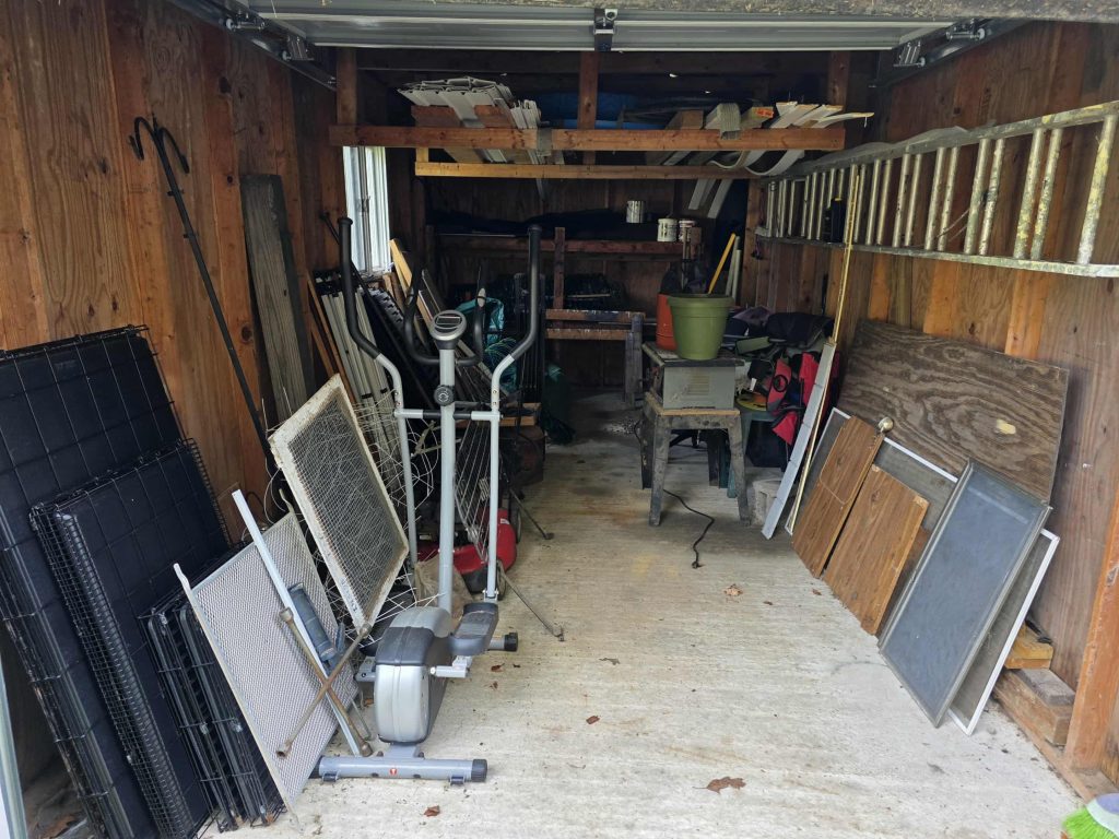 Junk Removal Shed Cleanout In Aloha