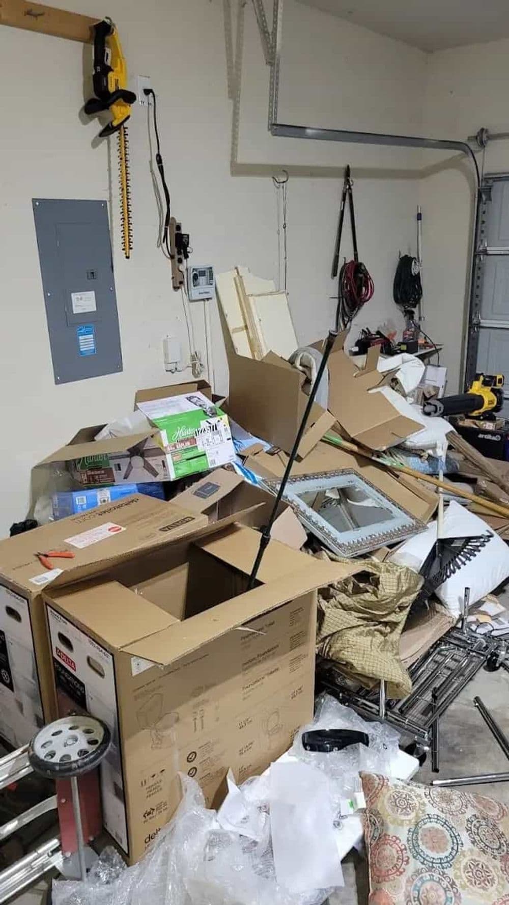 Foreclosure Cleanout Service In Aloha