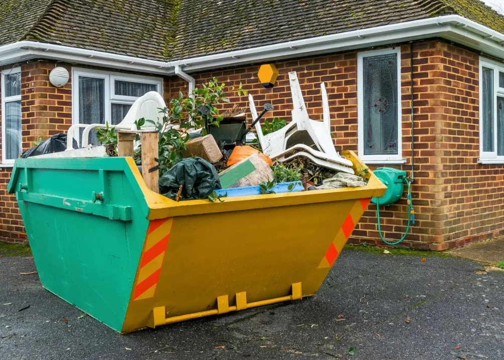 Yard Waste Pickup and Disposal Service In Aloha, OR