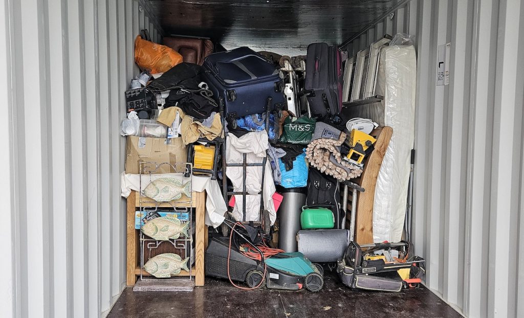 Storage Unit Cleanout Service In Aloha